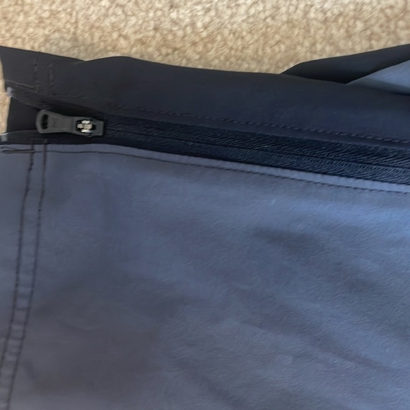 UA women’s sweatpants - Picture 4 of 6